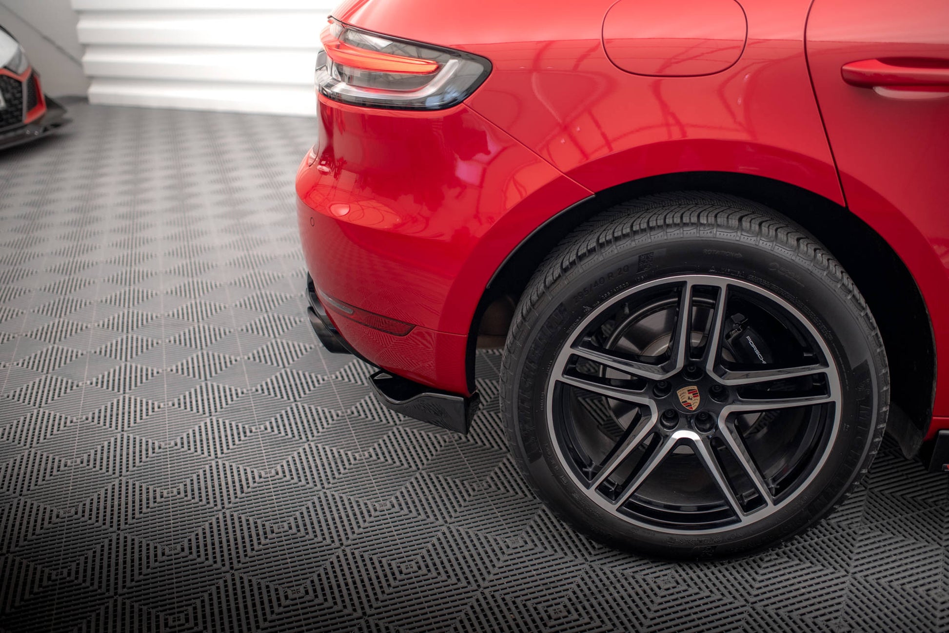 Heck Ansatz Flaps Diffusor für Porsche Macan Mk1 Facelift Carbon Look