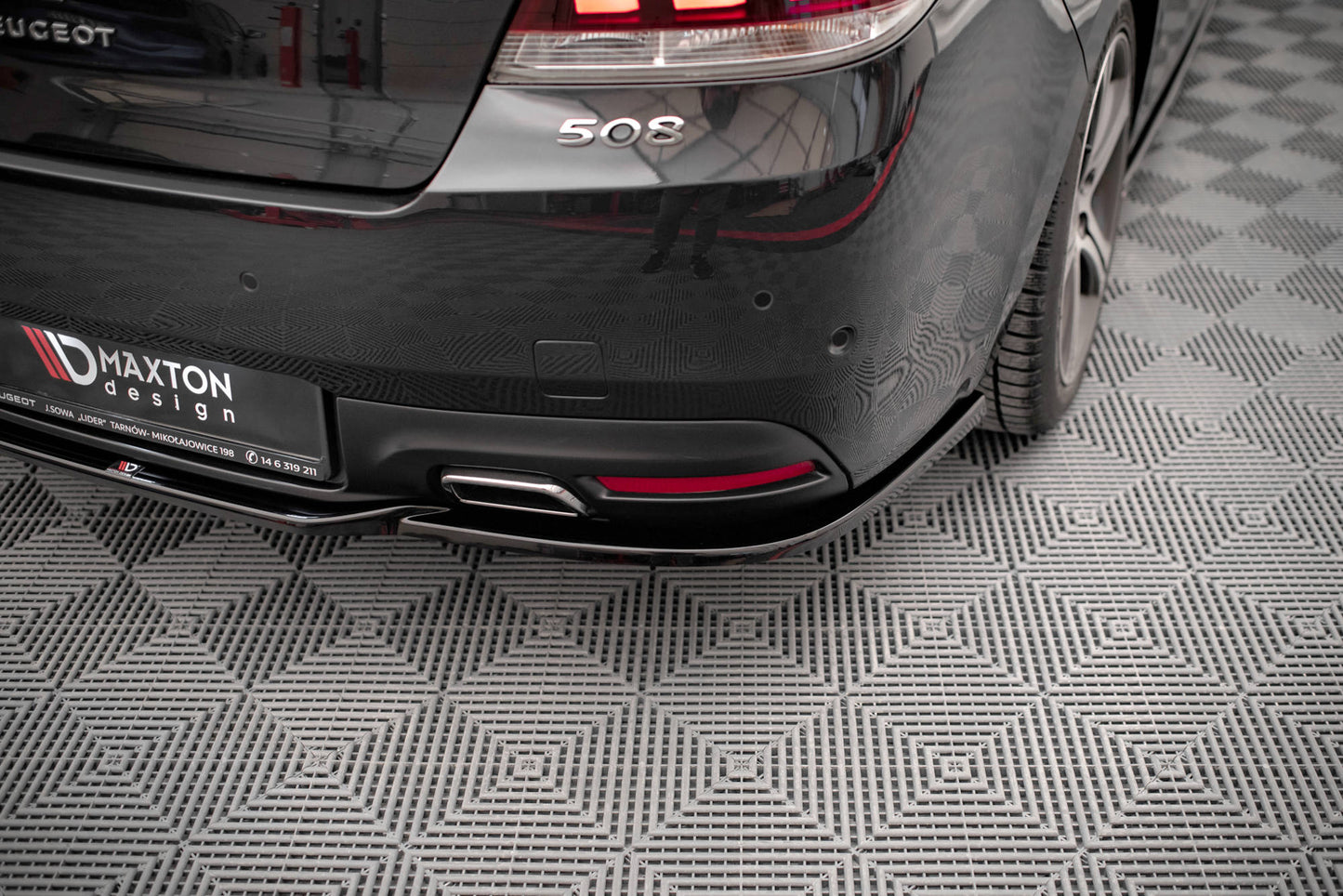 Mittlerer Diffusor Heck Ansatz für Peugeot 508 GT Mk1 Facelift schwarz Hochglanz