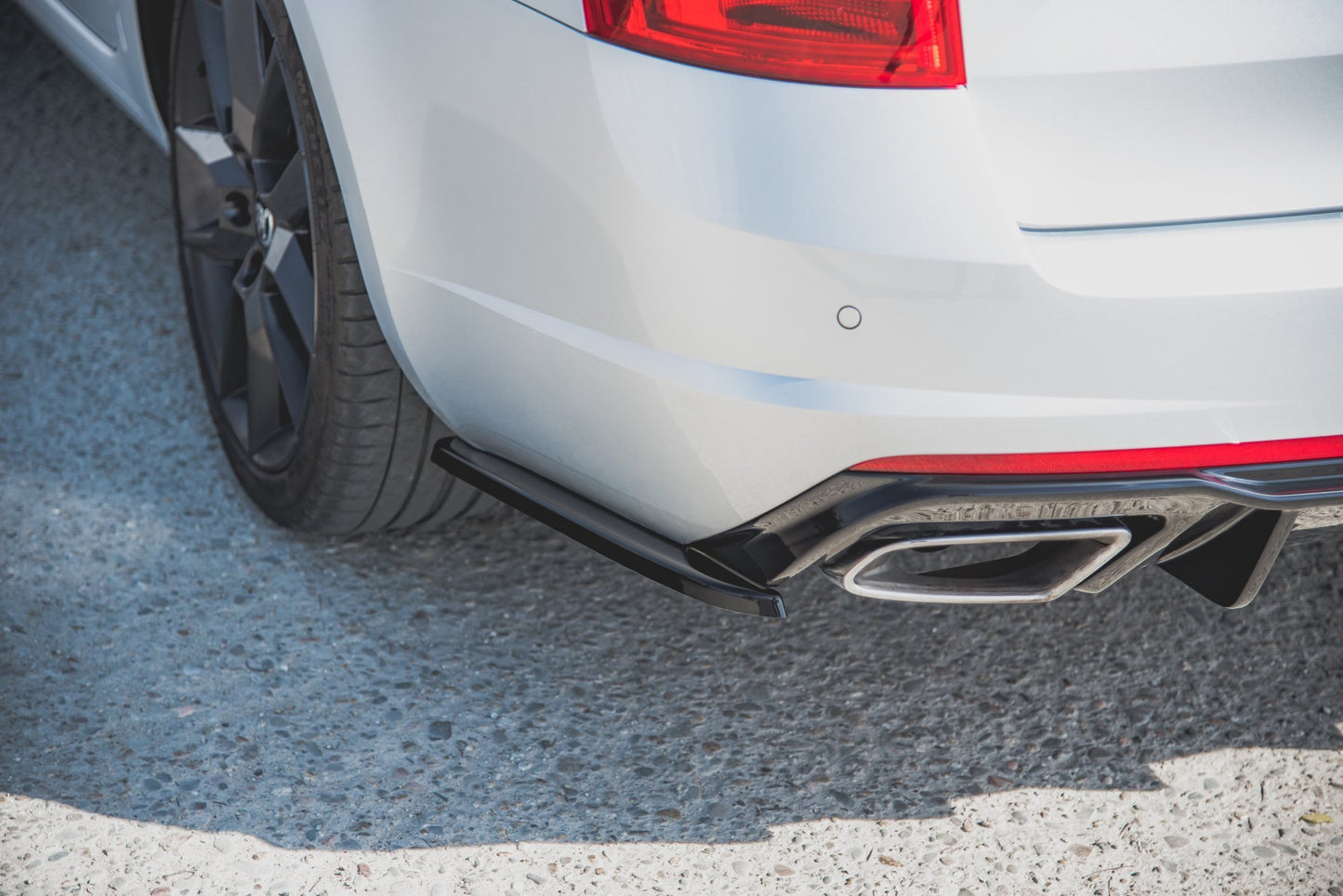 Heck Ansatz Flaps Diffusor V.2 für Skoda Octavia RS Mk3/Mk3 FL Hatchback/Kombi  schwarz matt