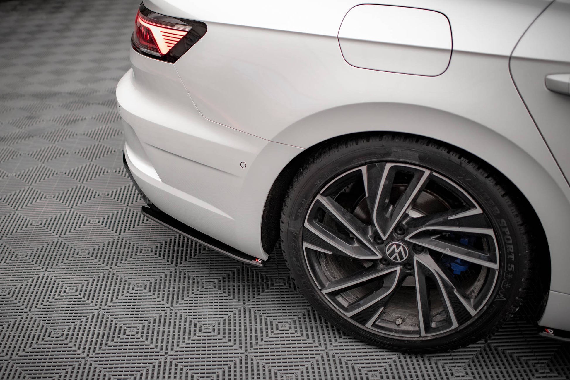 Street Pro Heck Ansatz Flaps Diffusor für Volkswagen Arteon R