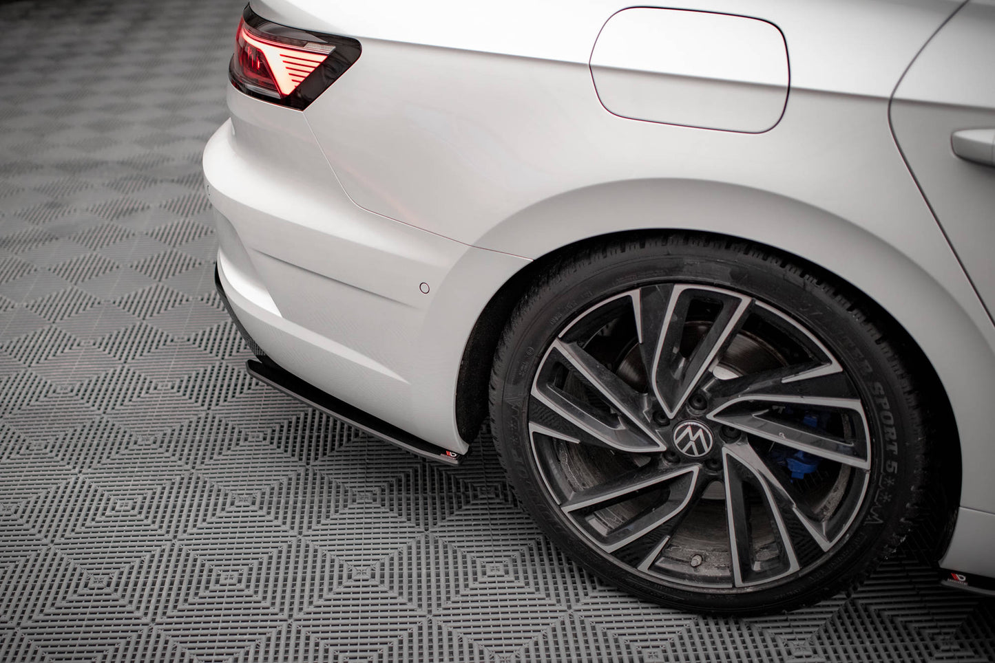 Street Pro Heck Ansatz Flaps Diffusor für Volkswagen Arteon R