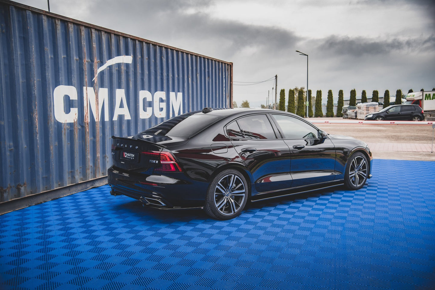 Seitenschweller Ansatz für V.2 für Volvo S60/V60 R-Design Mk3 schwarz Hochglanz