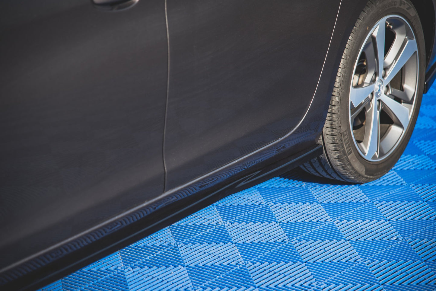 Seitenschweller Ansatz für Peugeot 308 SW Mk2 Facelift Carbon Look
