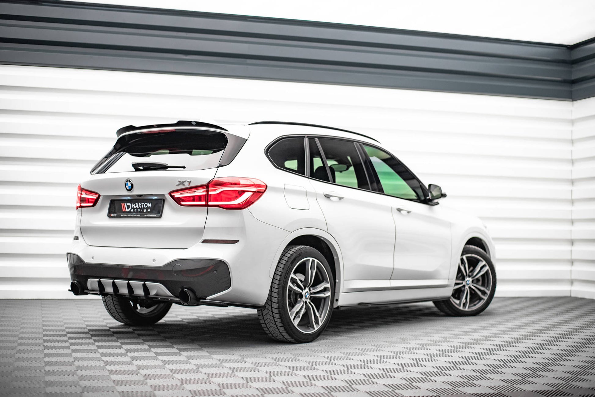 Spoiler CAP für BMW X1 M-Paket F48 schwarz matt