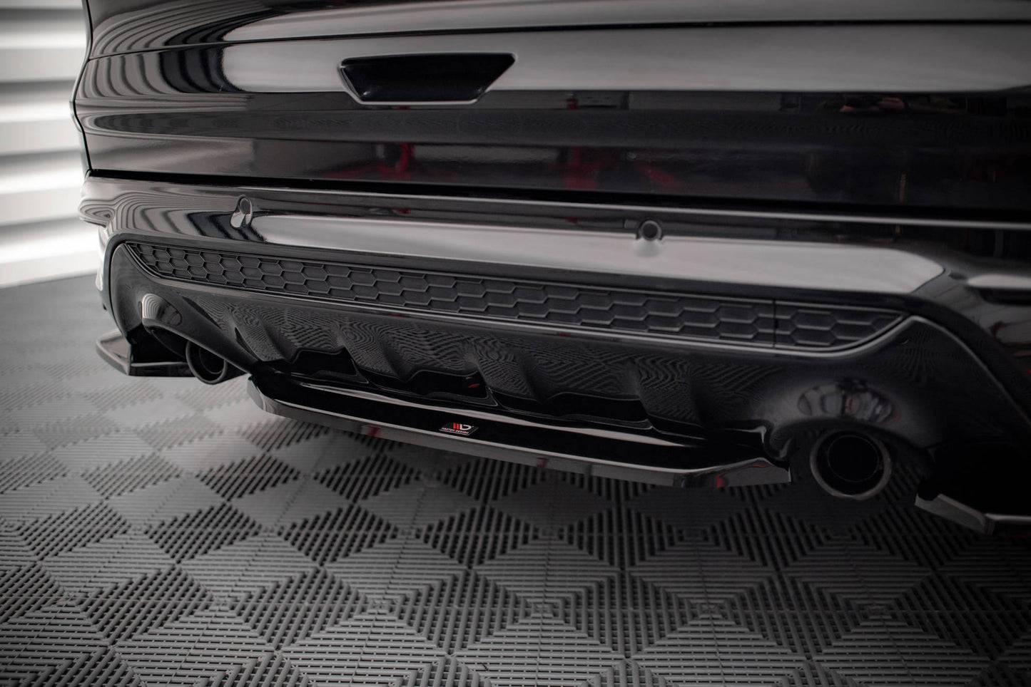 Mittlerer Diffusor Heck Ansatz für Ford Escape ST-Line Mk3 Carbon Look