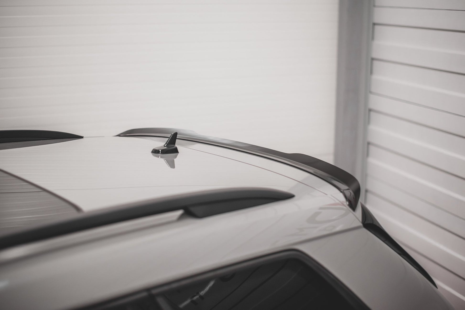 Spoiler CAP V.1 für Skoda Kodiaq Mk1 Sportline/RS schwarz Hochglanz