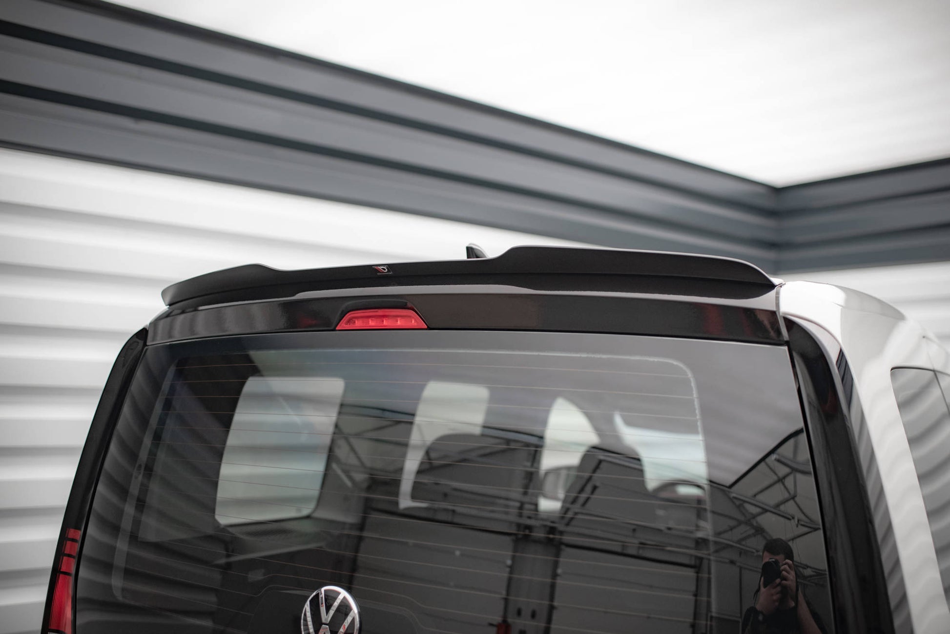 Spoiler CAP für Volkswagen Caddy Mk5 Carbon Look