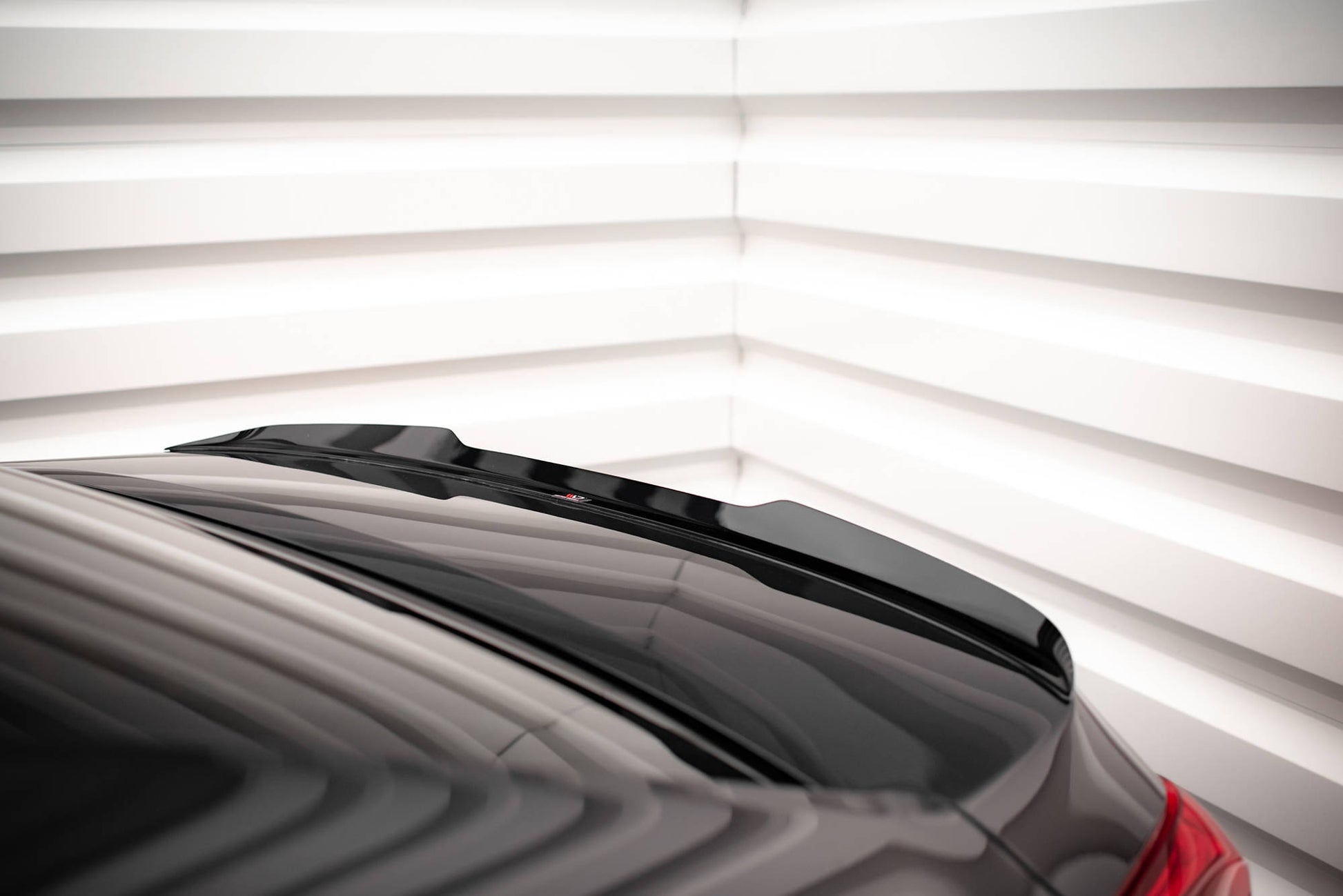 Spoiler CAP für Peugeot 508 GT Mk1 Facelift schwarz Hochglanz