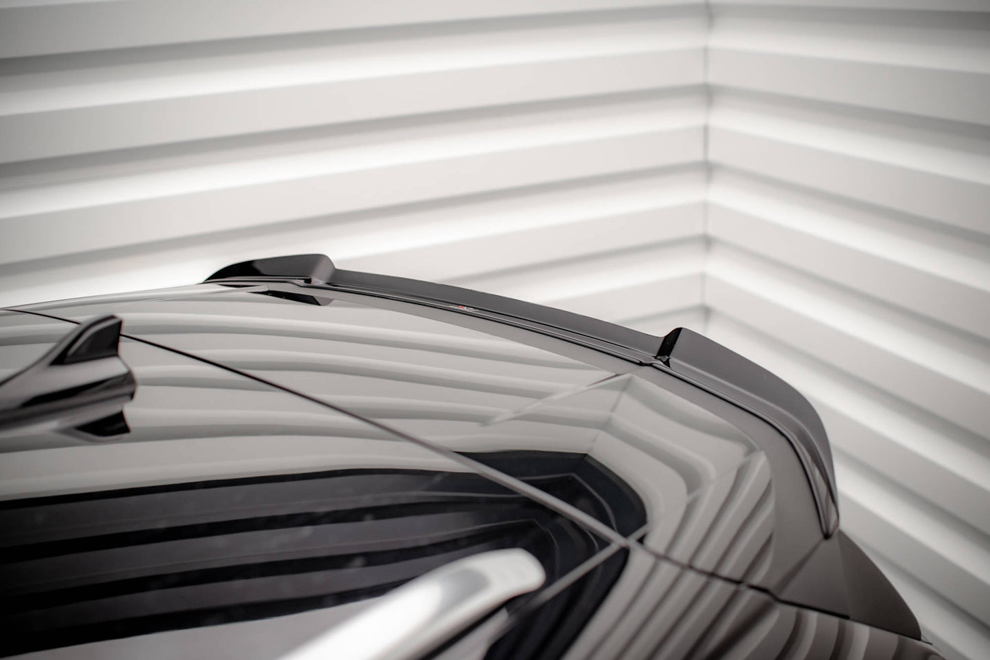 Spoiler CAP für Skoda Enyaq iV schwarz matt