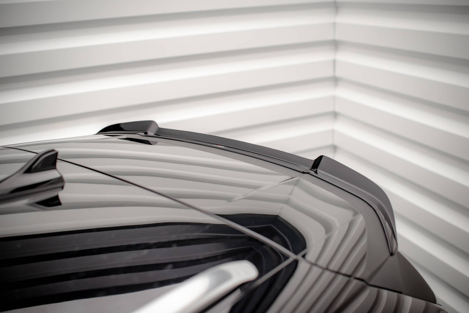 Spoiler CAP für Skoda Enyaq iV Carbon Look