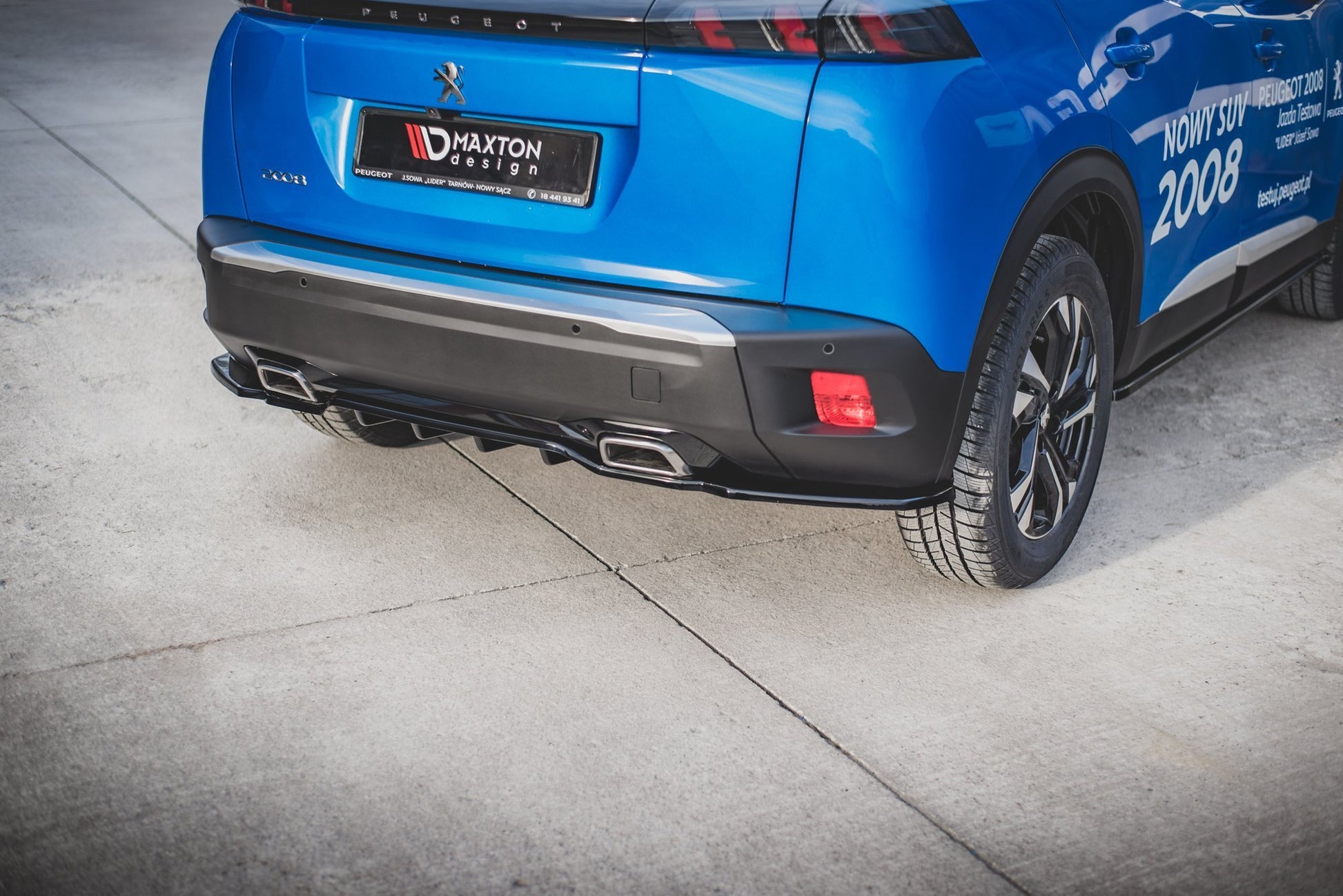 Mittlerer Diffusor Heck Ansatz DTM Look für Peugeot 2008 Mk2 schwarz matt