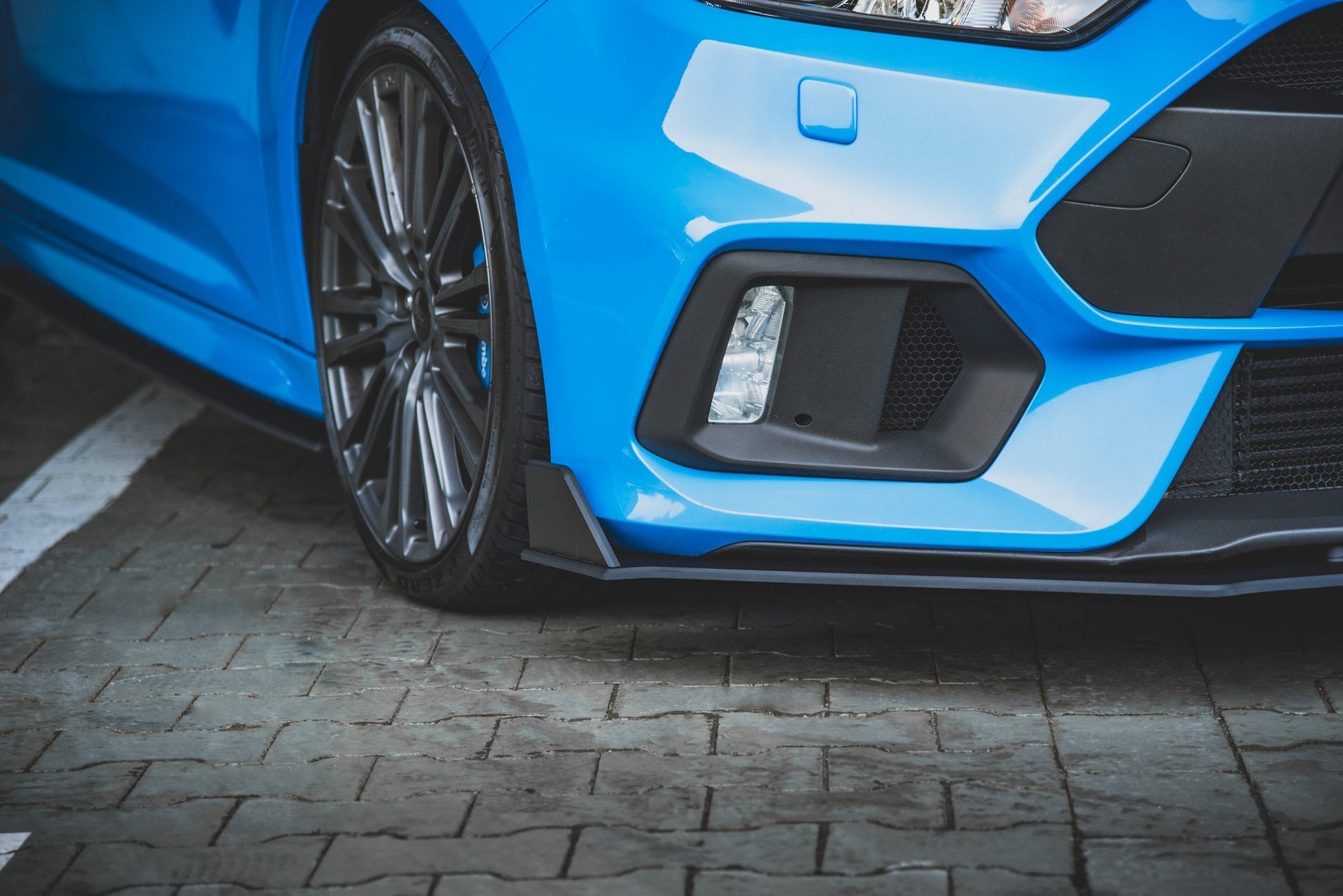 Robuste Racing Front Ansatz V.2 für Ford Focus RS Mk3