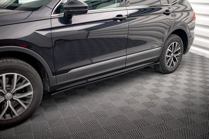 Seitenschweller Ansatz für Volkswagen Tiguan Allspace Mk2 schwarz Hochglanz