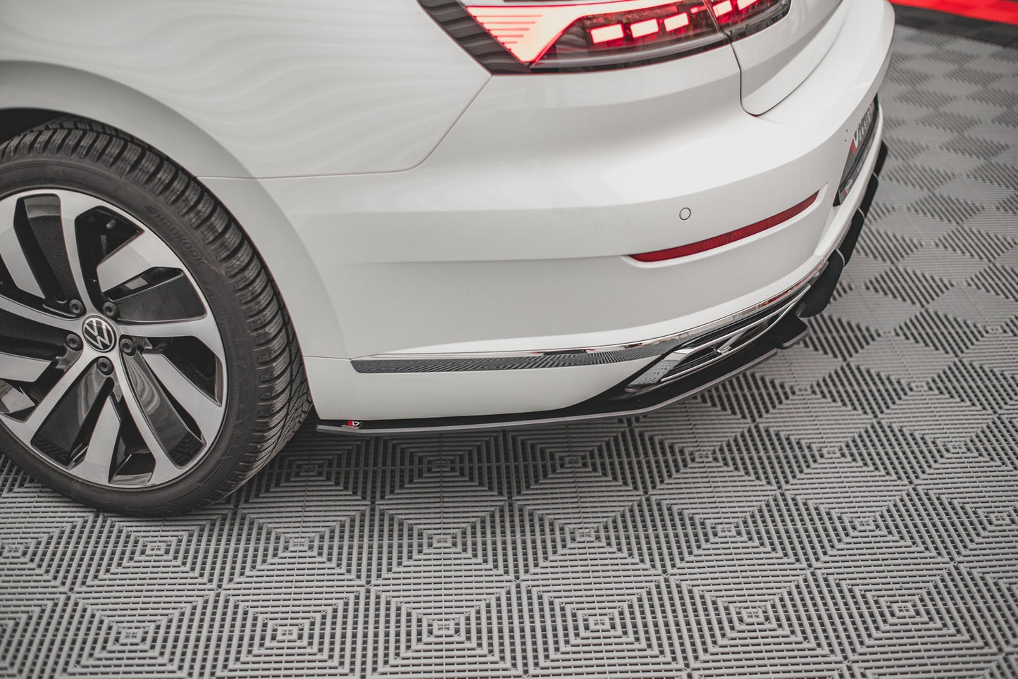 Street Pro Heck Ansatz Flaps Diffusor für Volkswagen Arteon R-Line Facelift