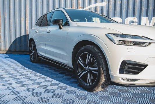Seitenschweller Ansatz für Volvo XC60 Mk2 R-Design schwarz matt