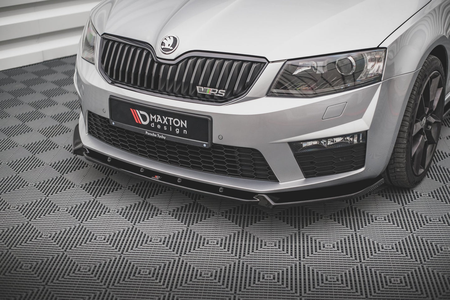 Front Ansatz V.3 für Skoda Octavia RS Mk3 Carbon Look