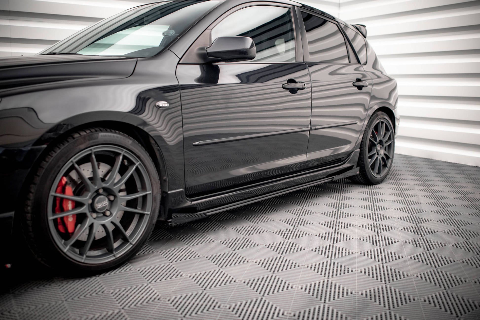 Street Pro Seitenschweller Ansatz für + Flaps Mazda 3 MPS Mk1 schwarz Hochglanz
