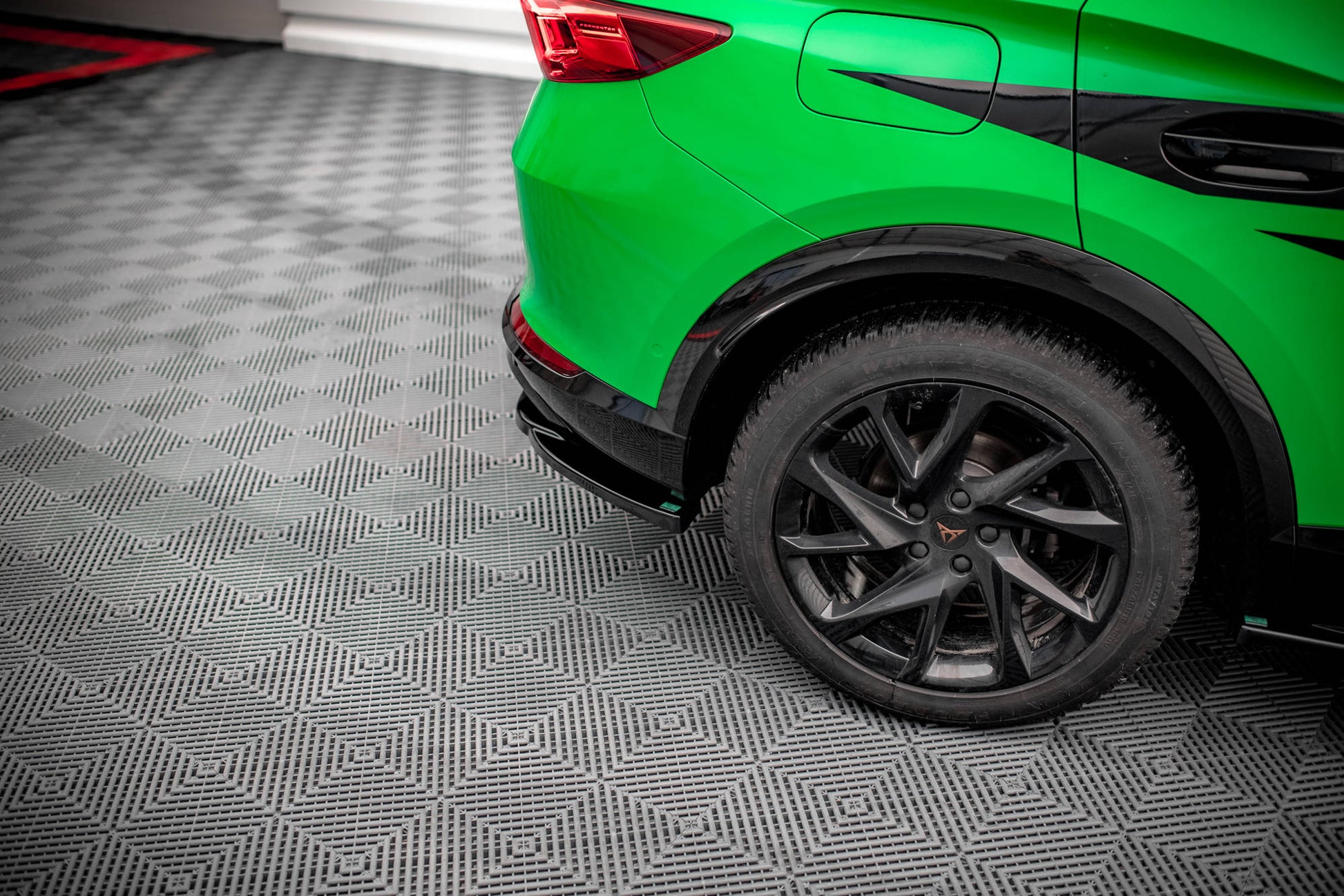 Heck Ansatz Flaps Diffusor V.2 für Cupra Formentor schwarz matt