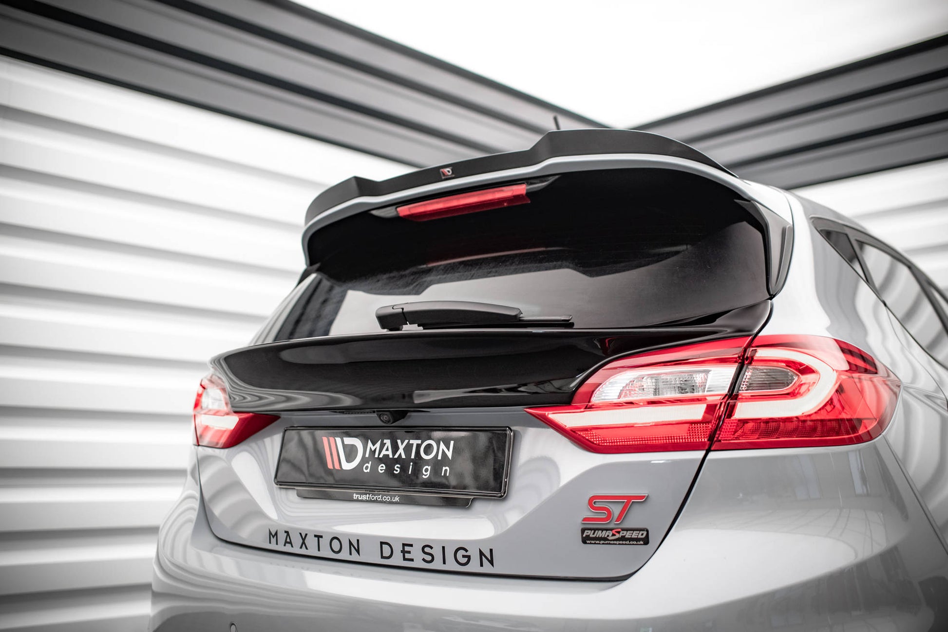 Heckscheiben Spoiler für Ford Fiesta Standard/ ST-Line/ ST schwarz matt