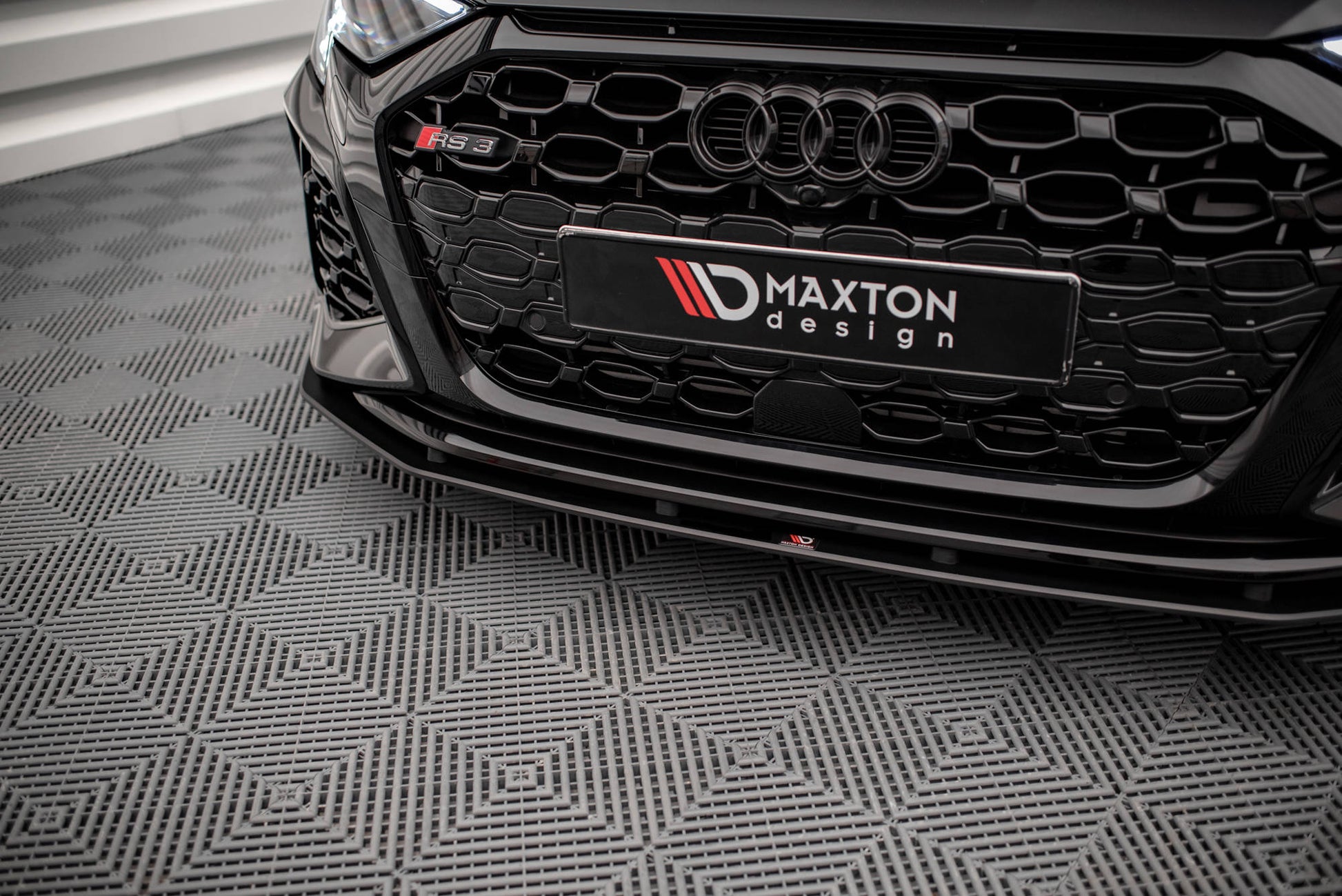 Street Pro Front Ansatz für für Audi RS3 8Y
