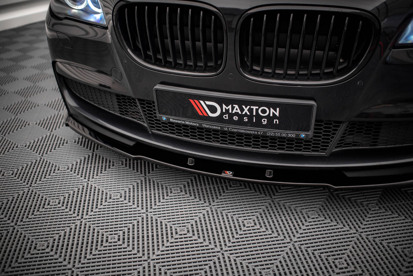 Front Ansatz V.1 für BMW 7 M-Paket F01 Carbon Look