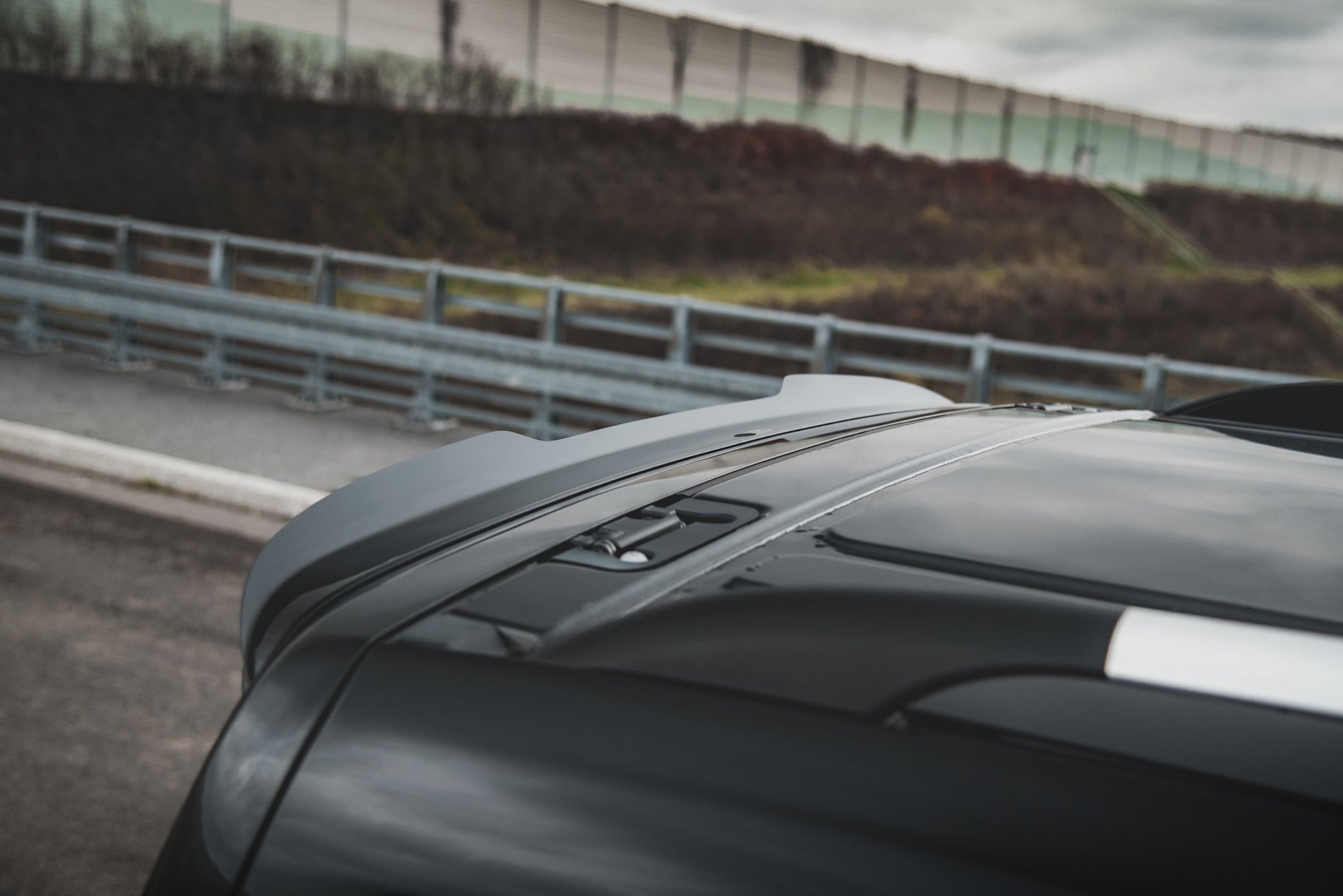 Spoiler CAP für Mercedes-Benz V-Klasse AMG-Line W447 Facelift schwarz Hochglanz