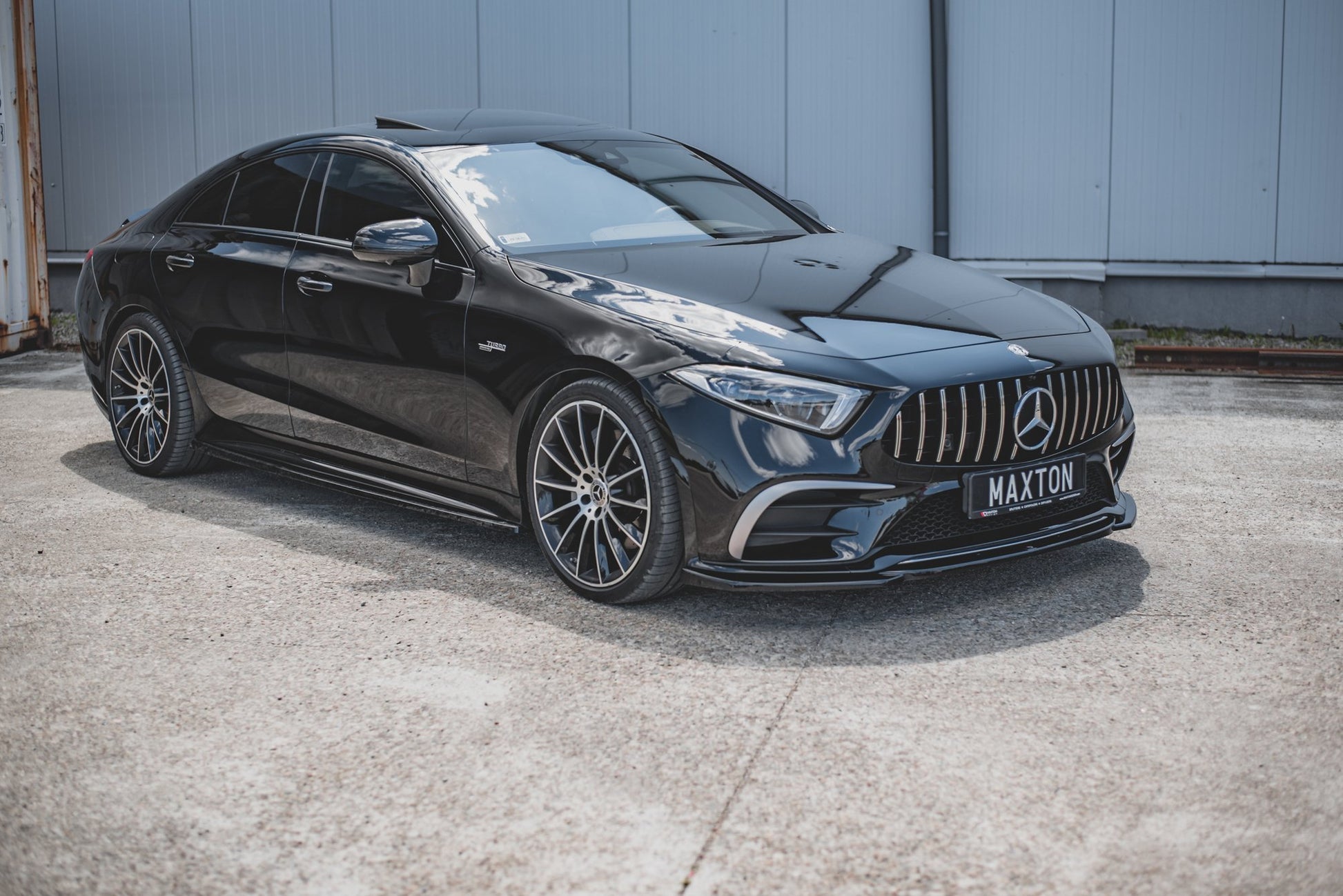 Front Ansatz V.1 für Mercedes-Benz CLS AMG-Line / 53AMG C257 Carbon Look