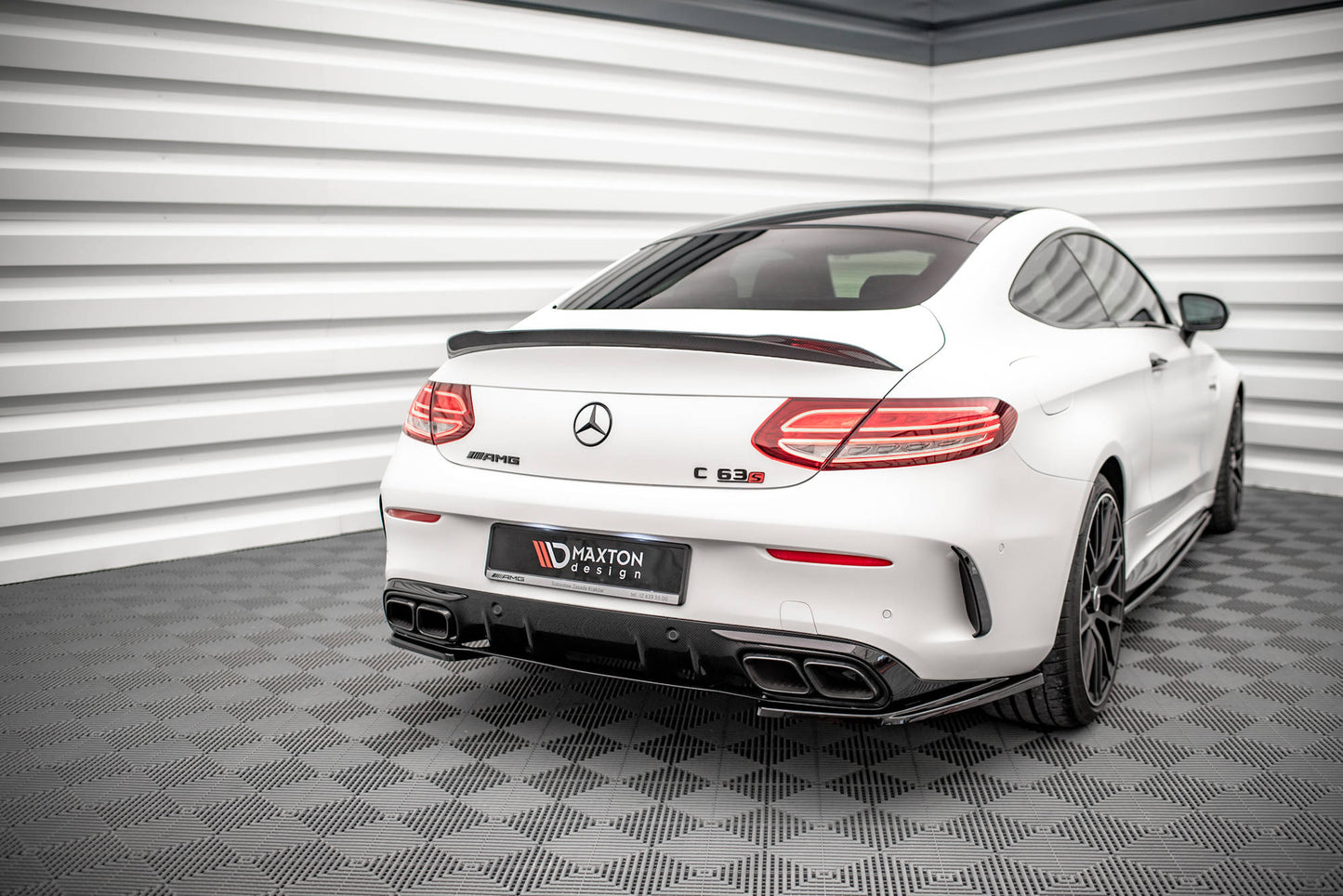 Heck Ansatz Flaps Diffusor für Mercedes-AMG C 63 AMG Coupe C205 Facelift schwarz matt