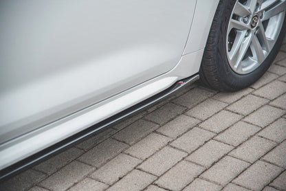 Seitenschweller Ansatz für Toyota Corolla XII Touring Sports Carbon Look