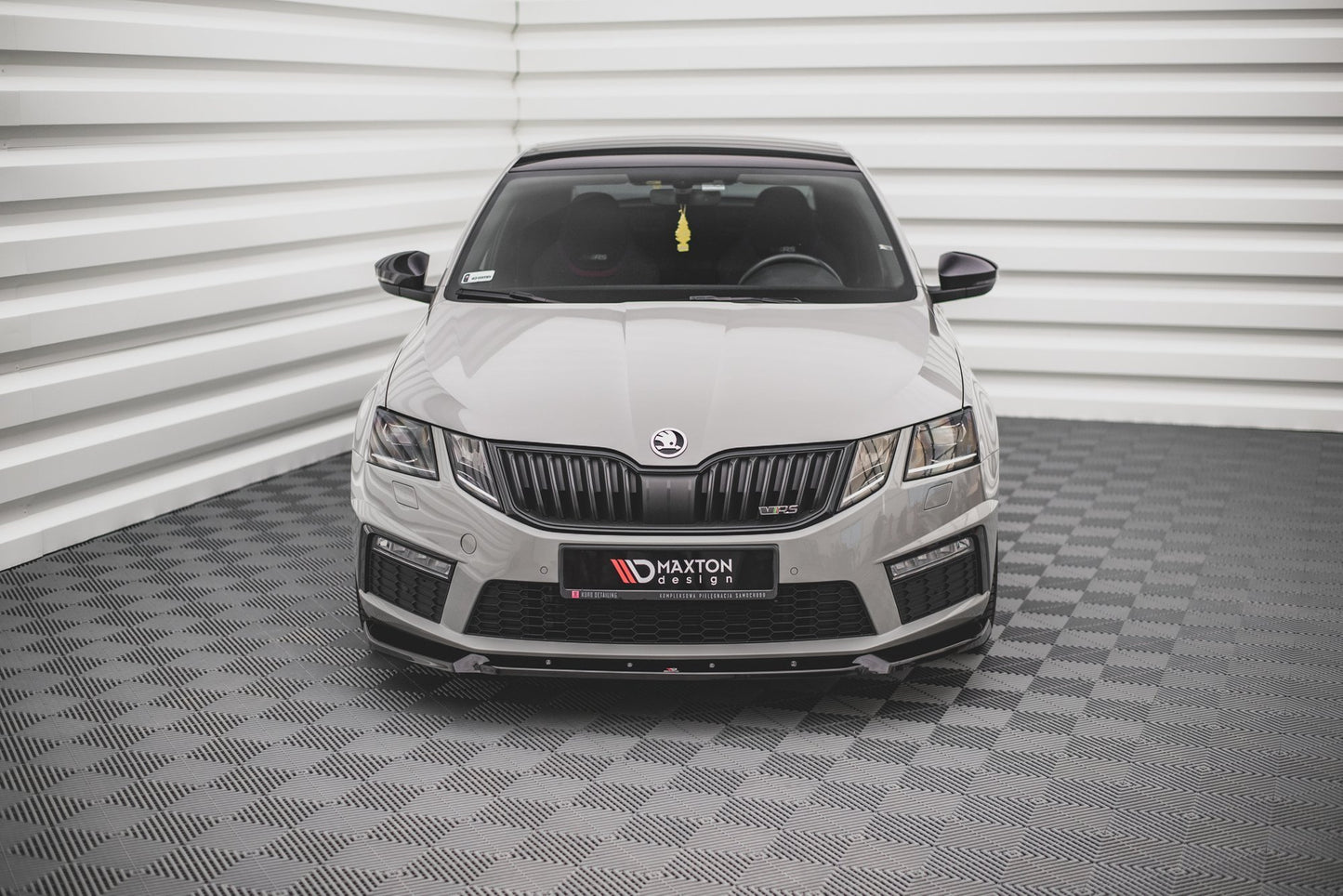Front Ansatz V.2 für Skoda Octavia RS Mk3 Facelift schwarz matt