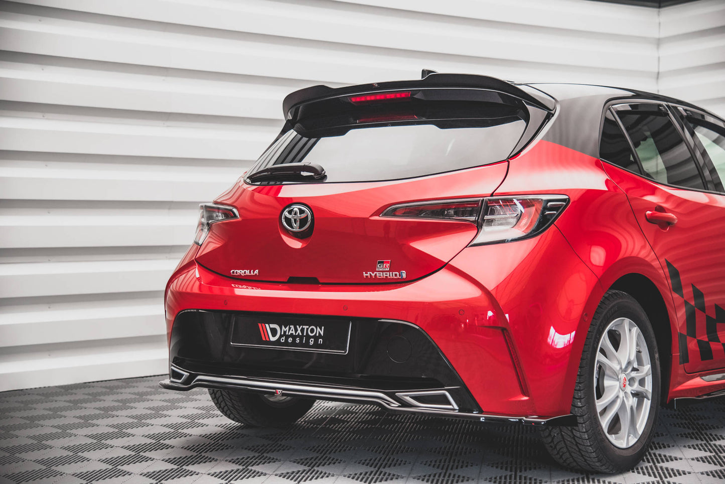 Mittlerer Diffusor Heck Ansatz für Toyota Corolla GR Sport Hatchback XII Carbon Look