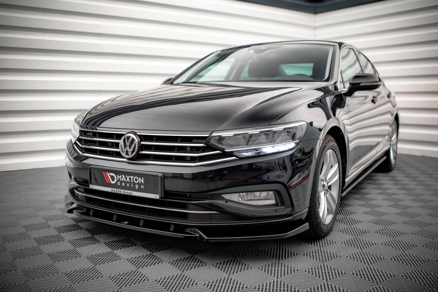 Front Ansatz V.2 für Volkswagen Passat B8 Facelift schwarz matt