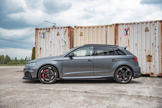 Side Flaps Audi RS3 8V Sportback schwarz Hochglanz
