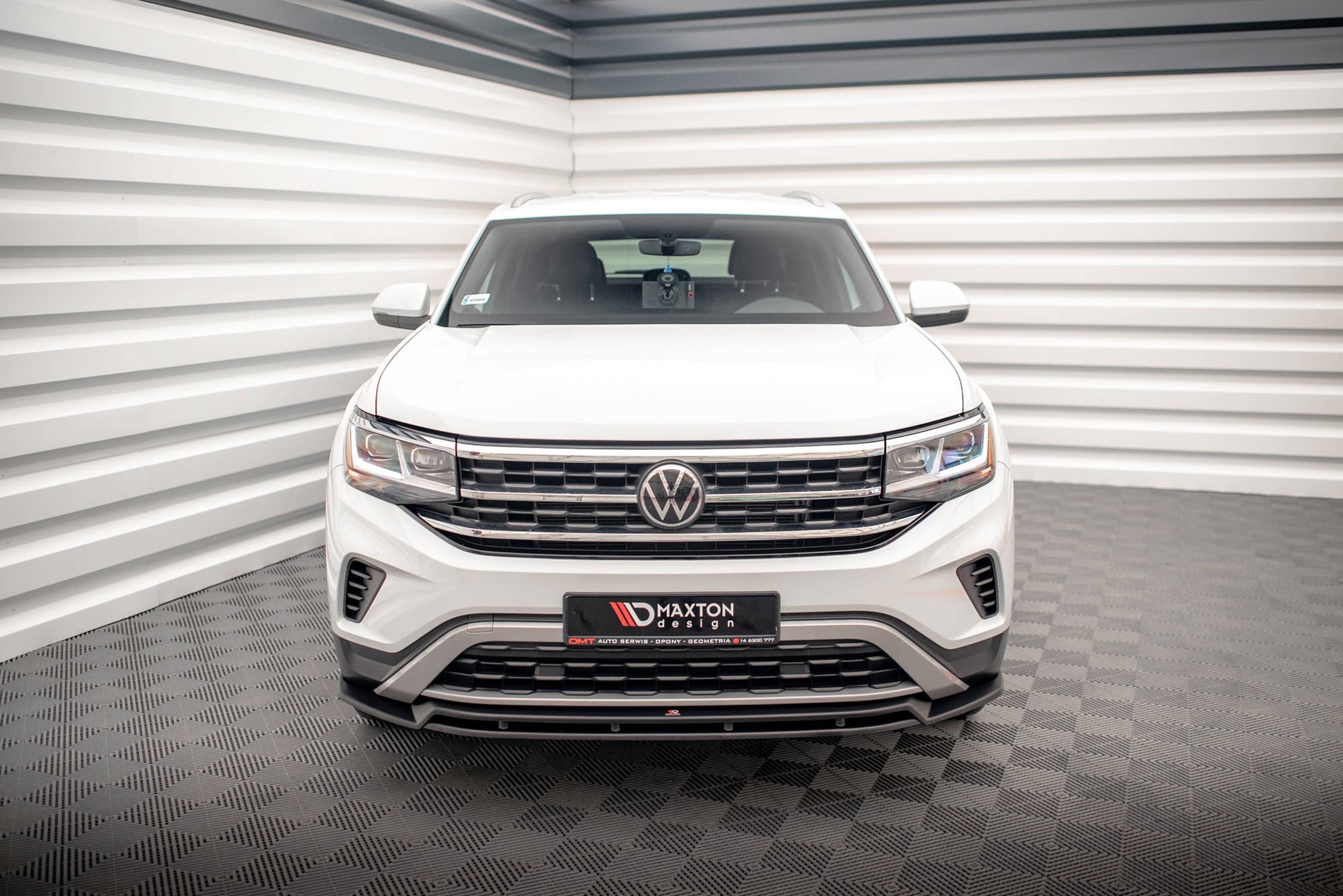 Front Ansatz V.2 für Volkswagen Atlas Cross Sport schwarz Hochglanz