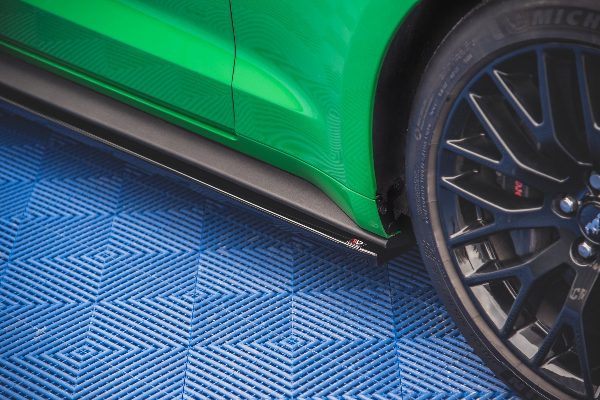 Seitenschweller Ansatz für + Flaps  Ford Mustang GT Mk6 Facelift