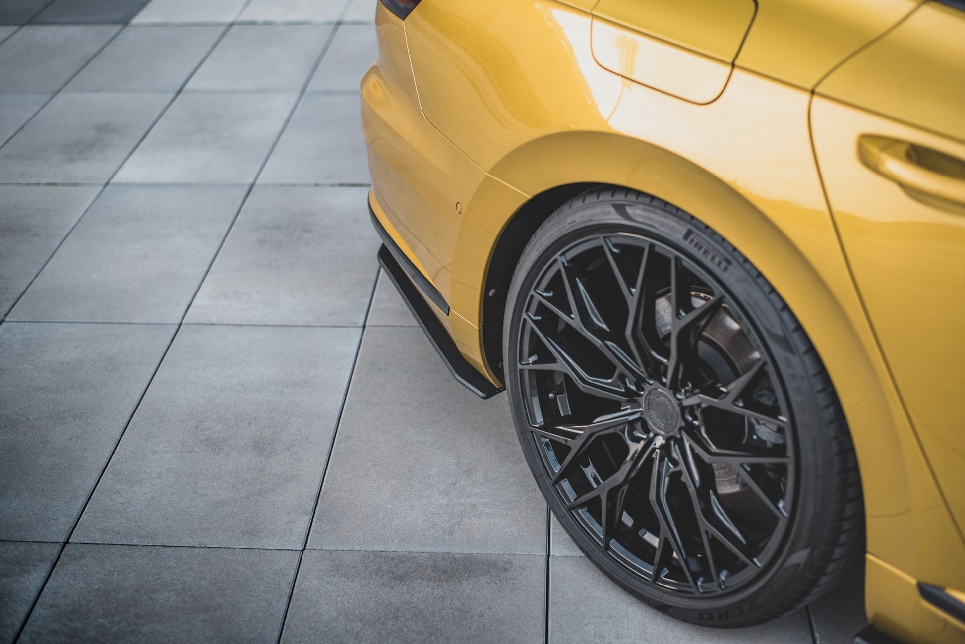 Robuste Racing Diffusor Heck Ansatz für Volkswagen Arteon R-Line