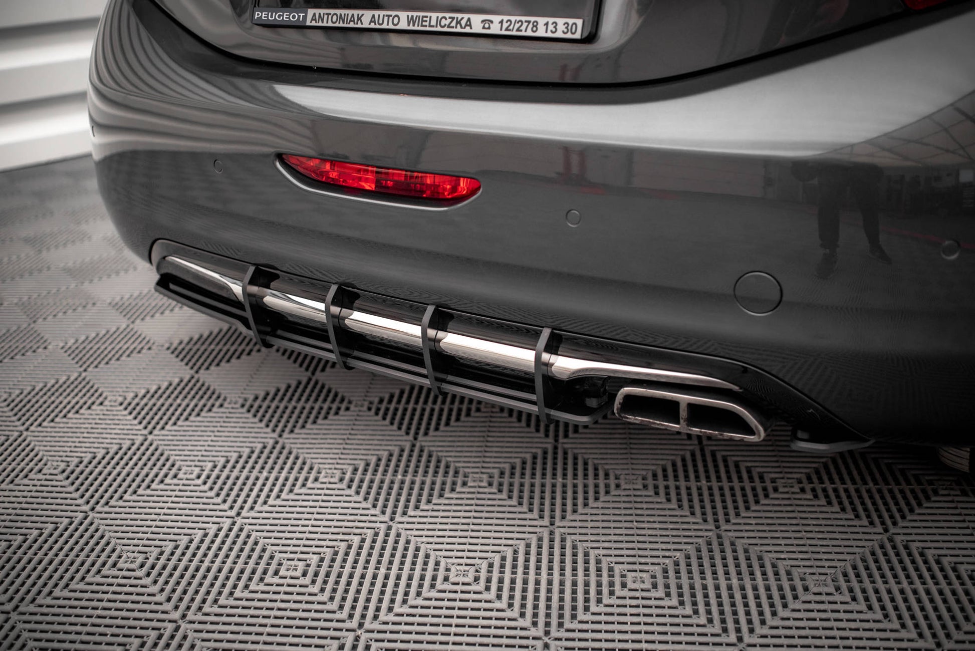 Street Pro Heckschürze für Peugeot 208 GTi Mk1
