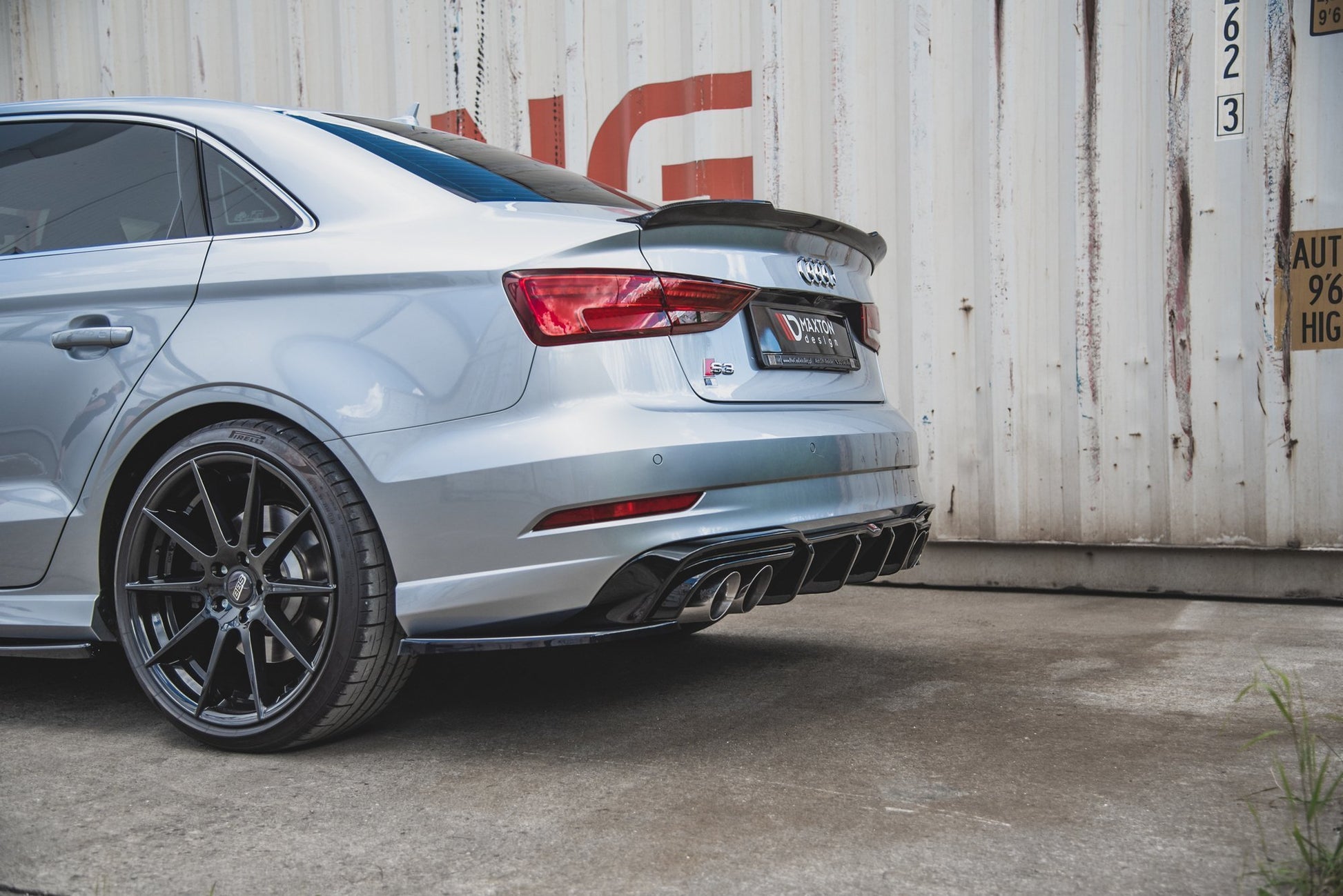 Diffusor Heck Ansatz für Audi S3 Limousine 8V Facelift schwarz matt