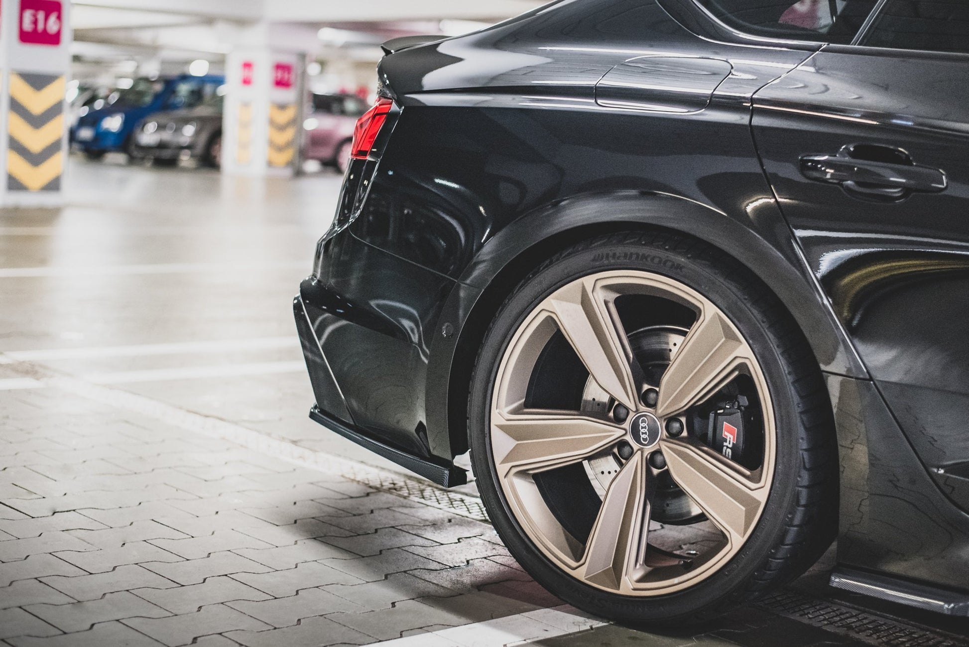Heck Ansatz Flaps Diffusor für Audi RS5 F5 Facelift schwarz matt