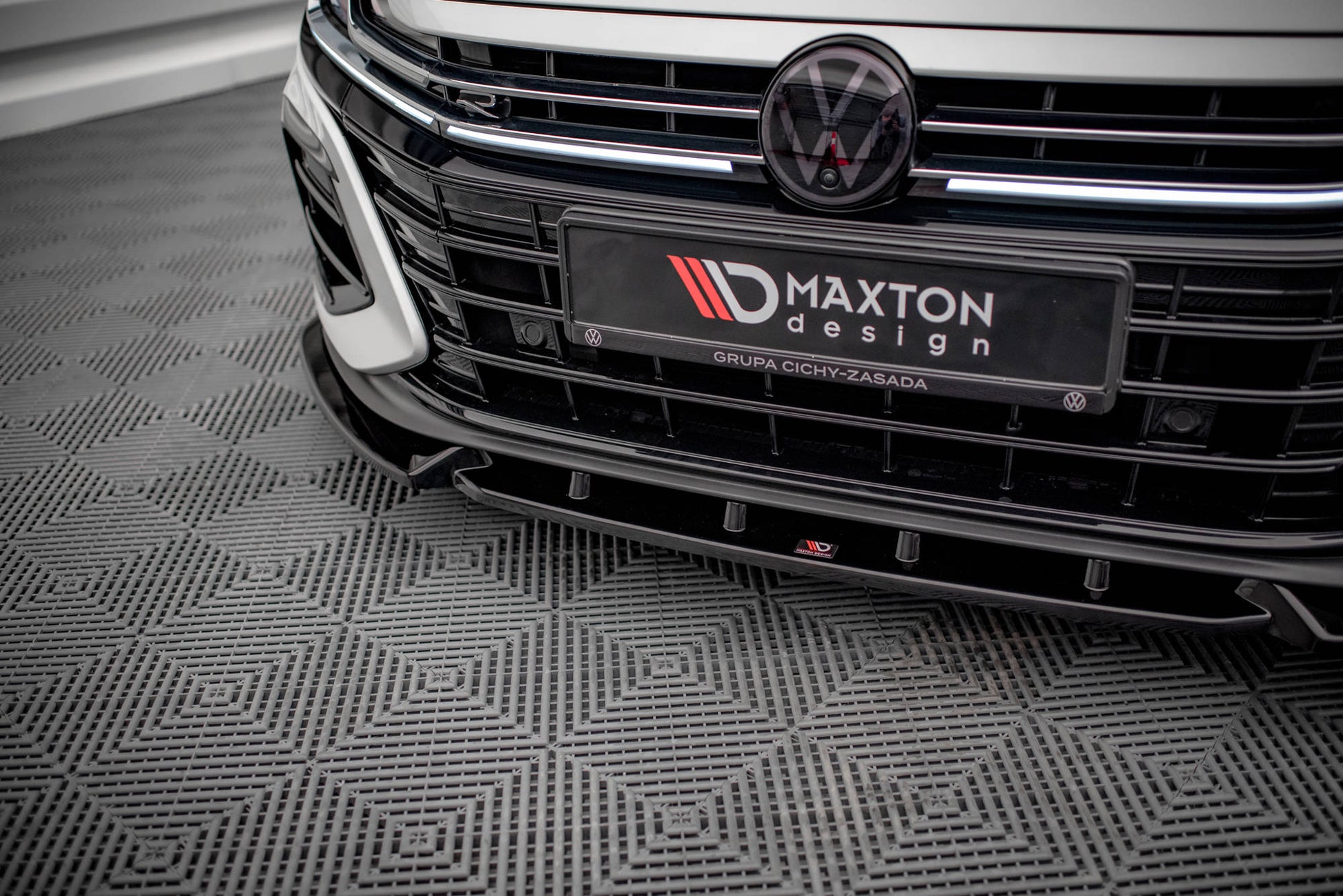 Front Ansatz V.2 für Volkswagen Arteon R schwarz matt
