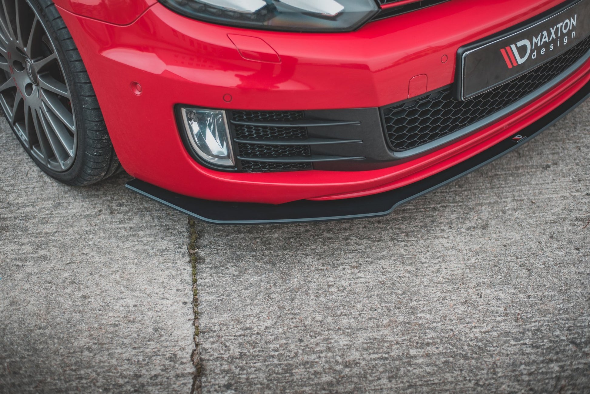 Robuste Racing Front Ansatz V.3 für Volkswagen Golf GTI Mk6