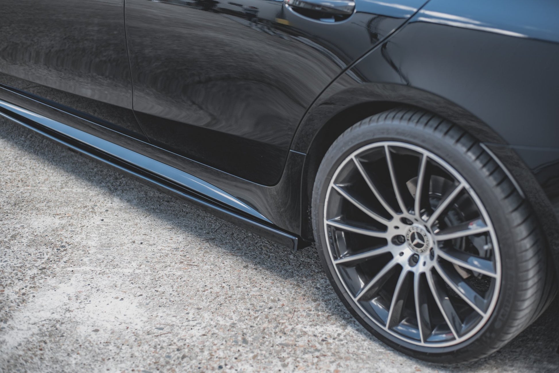 Seitenschweller Ansatz für Mercedes-Benz CLS AMG-Line / 53AMG C257 schwarz Hochglanz