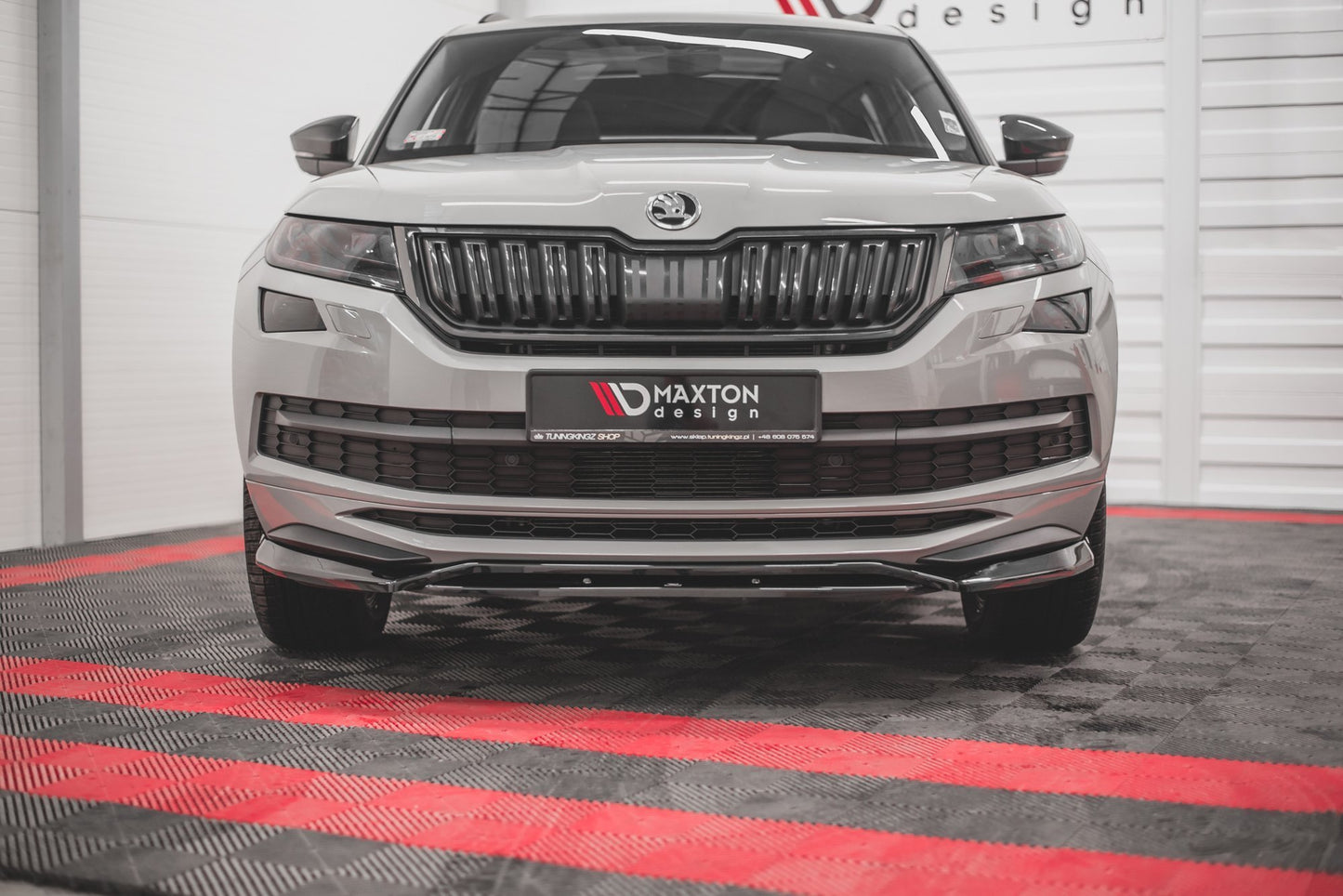 Front Ansatz für Skoda Kodiaq Mk1 Sportline/RS schwarz Hochglanz