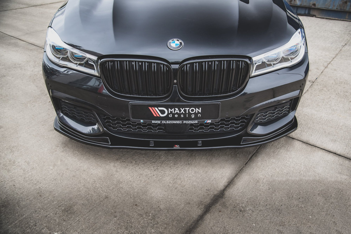 Front Ansatz V.2 für BMW 7 M-Paket G11 schwarz matt