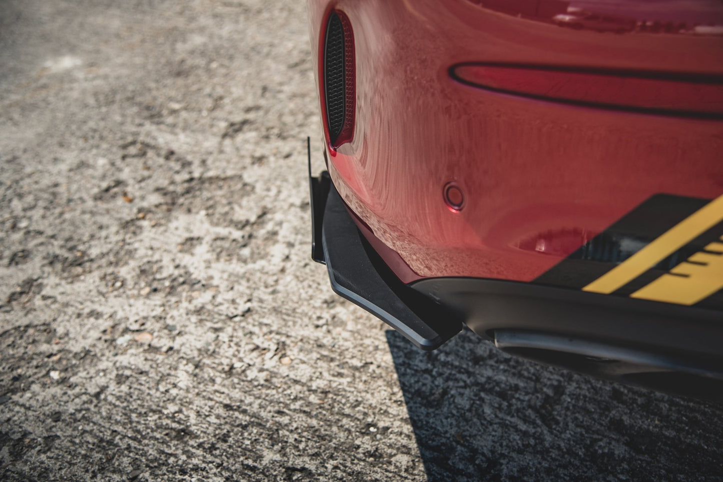 Robuste Racing Heck Ansatz Flaps Diffusor +Flaps für Mercedes-AMG C43 Coupe C205 schwarz Hochglanz