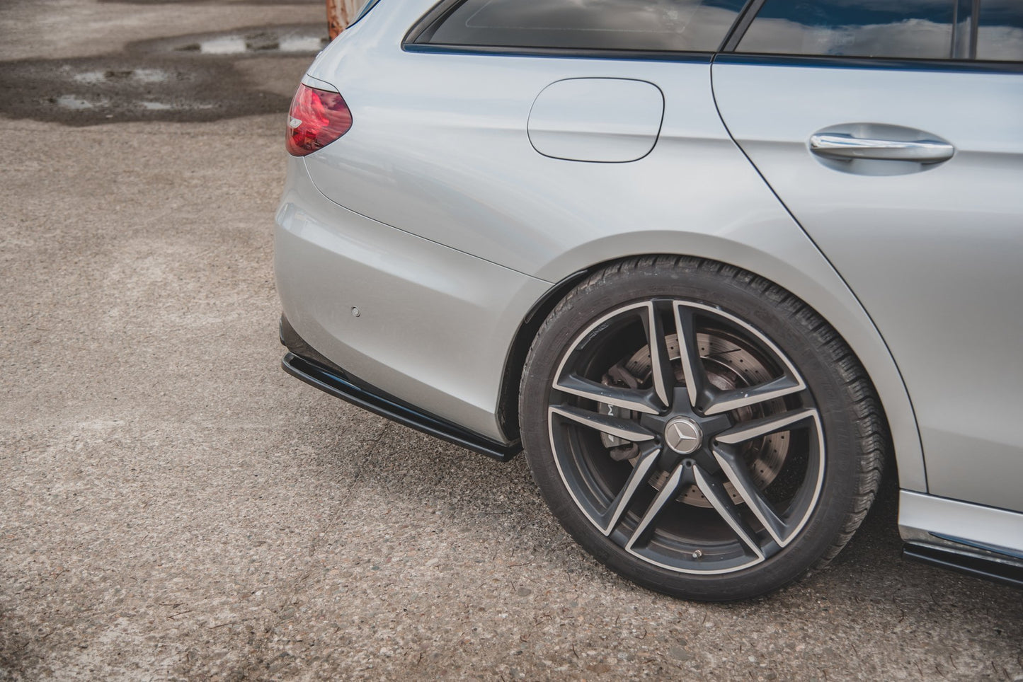 Heck Ansatz Flaps Diffusor für Mercedes-Benz E63 AMG Kombi/Limousine S213/W213 schwarz matt