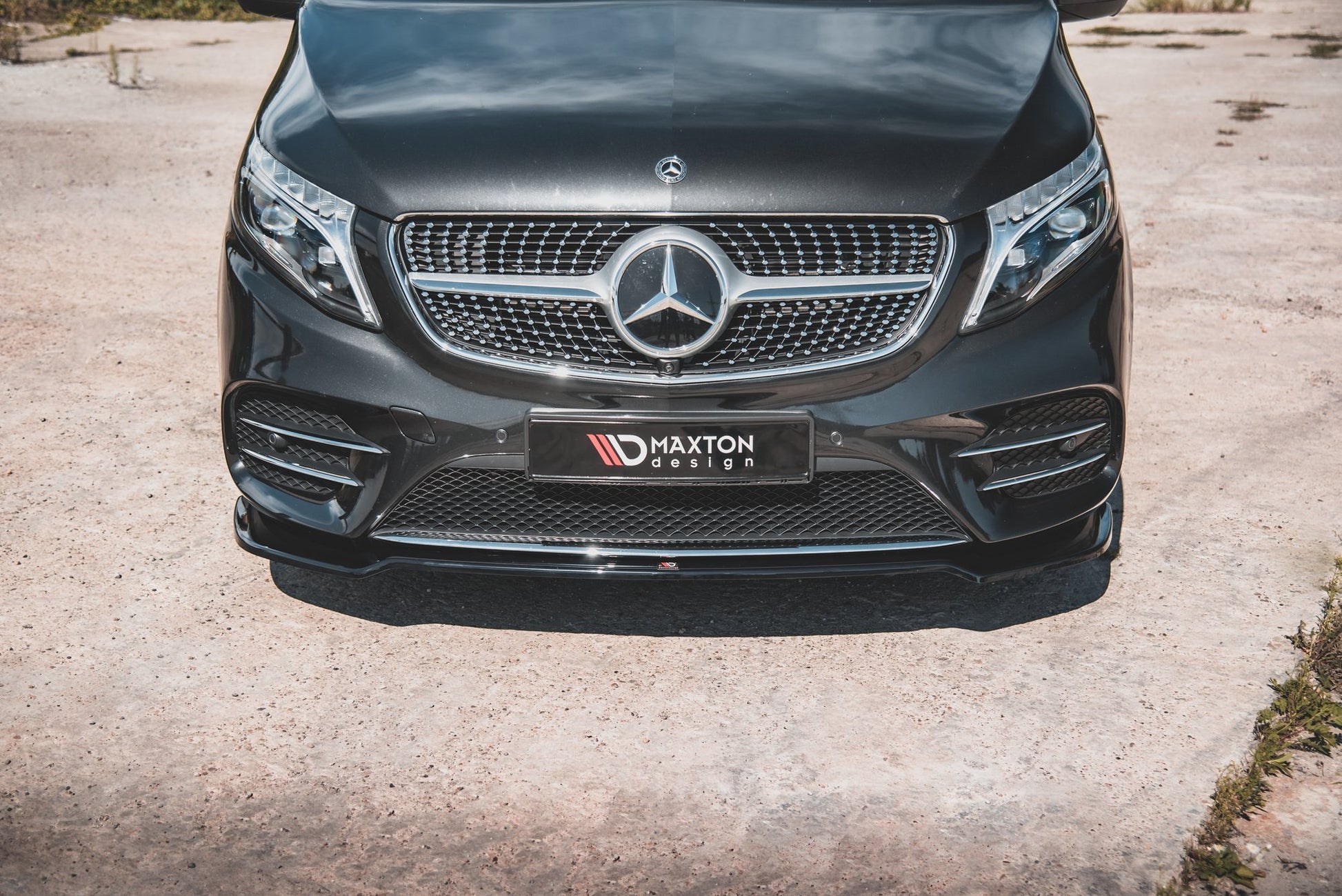 Front Ansatz V.4 für Mercedes-Benz V-Klasse AMG-Line W447 Facelift schwarz Hochglanz