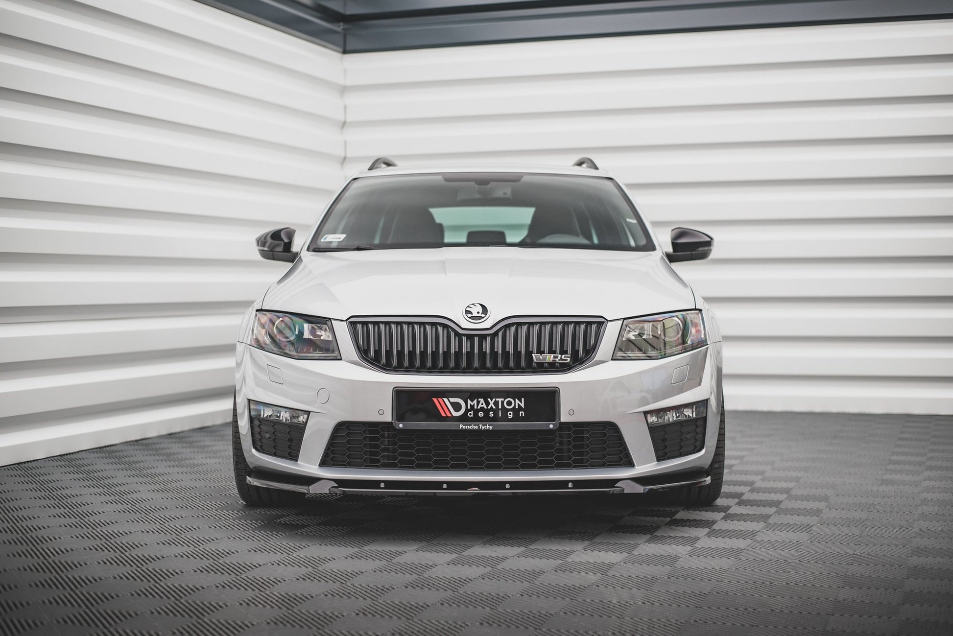 Front Ansatz V.3 für Skoda Octavia RS Mk3 Carbon Look