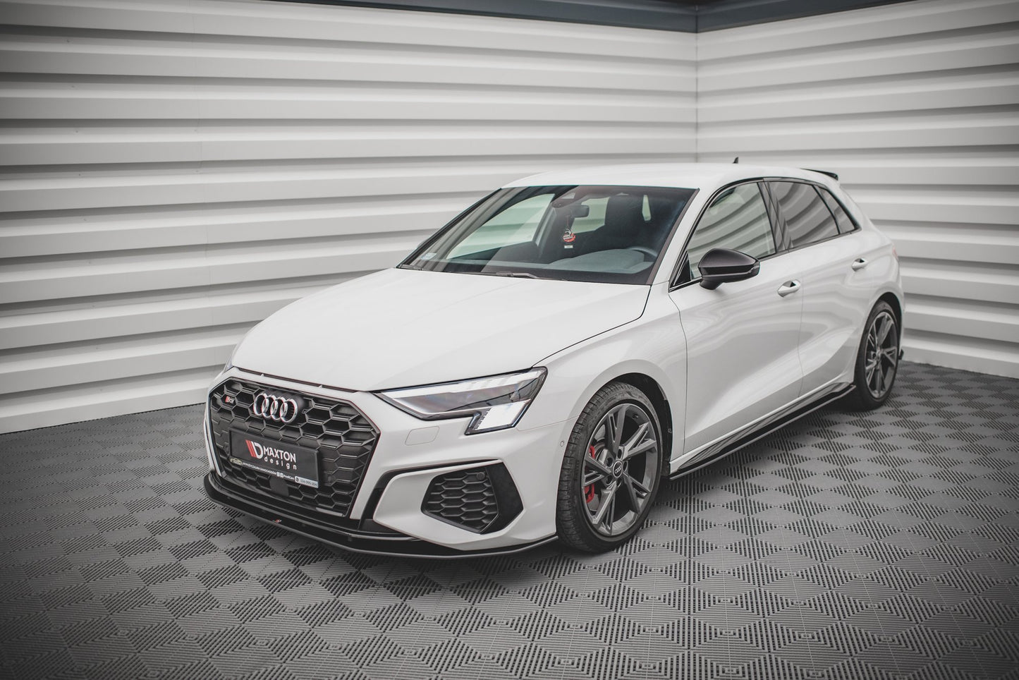 Street Pro Front Ansatz für für Audi S3 / A3 S-Line 8Y