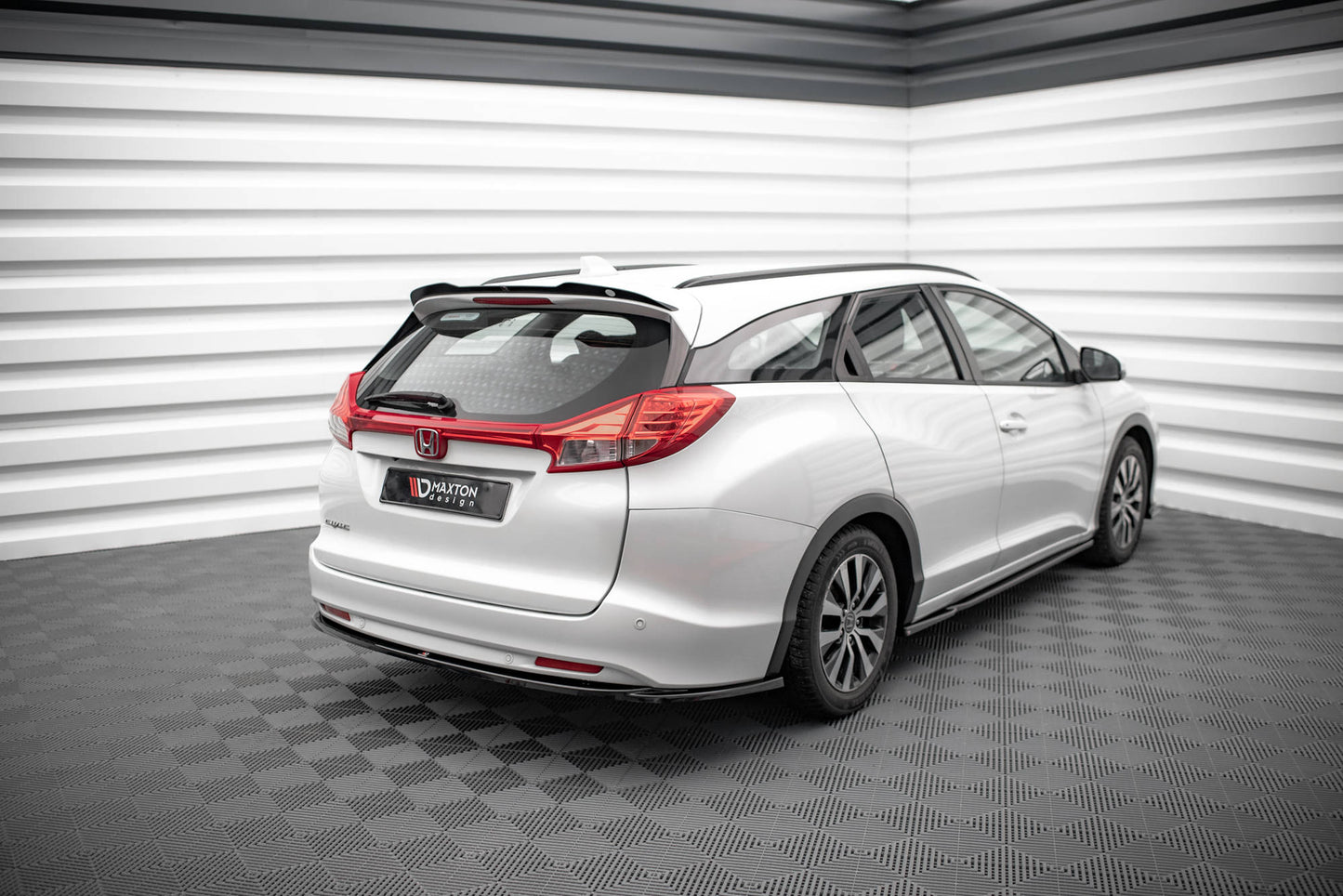 Spoiler CAP für Honda Civic Tourer Mk9 Carbon Look